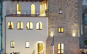 Torre della Loggia - Dimora Storica - Ortona